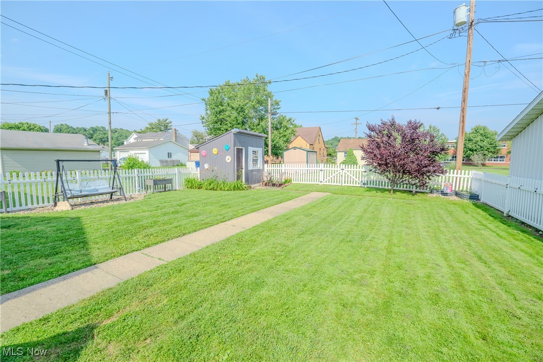 820 Walnut Street
