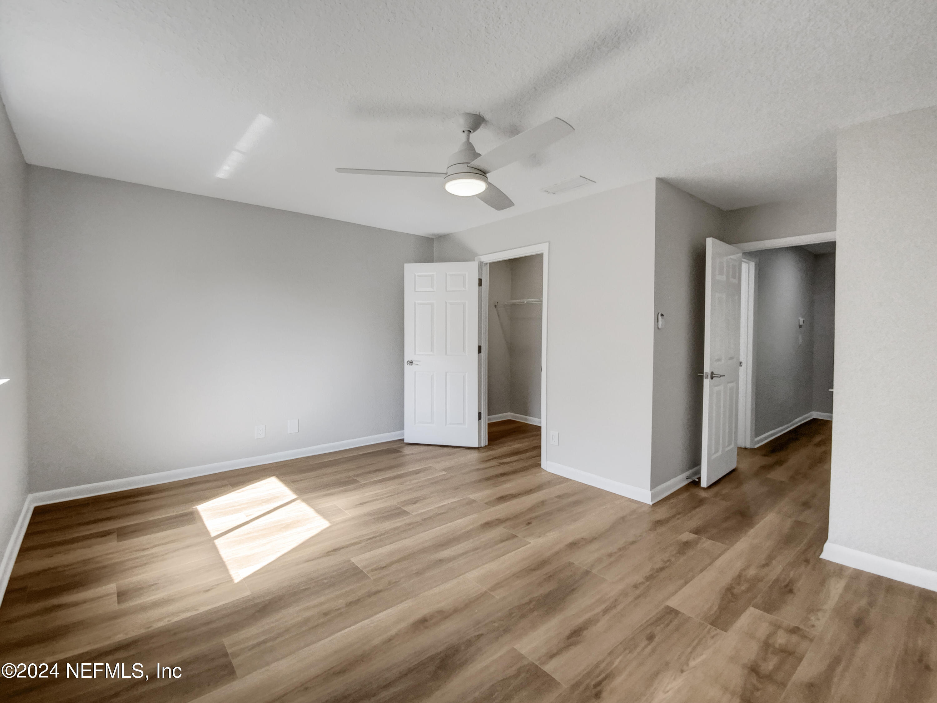 5811 ATLANTIC Boulevard, 195