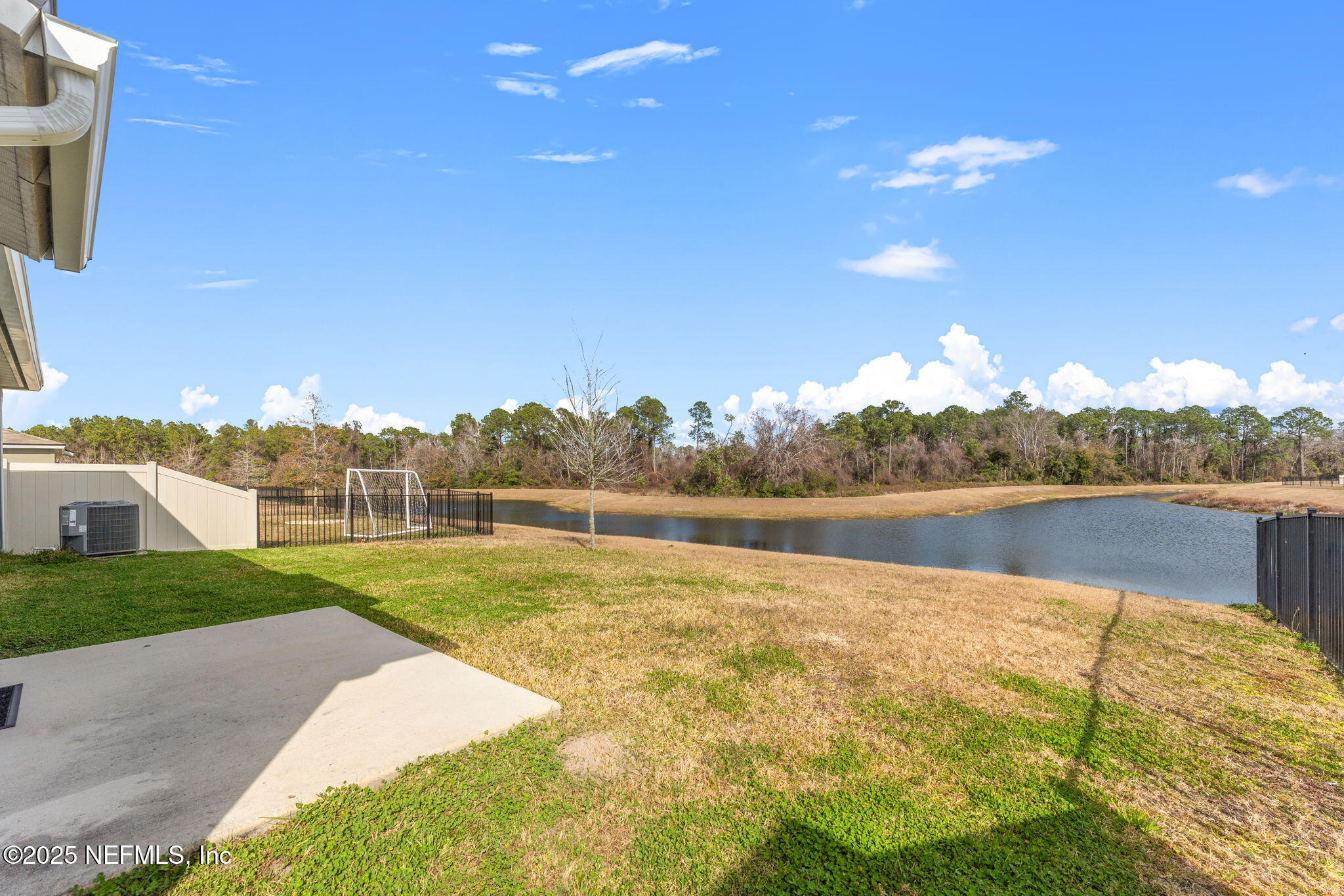 3426 LAWTON Place