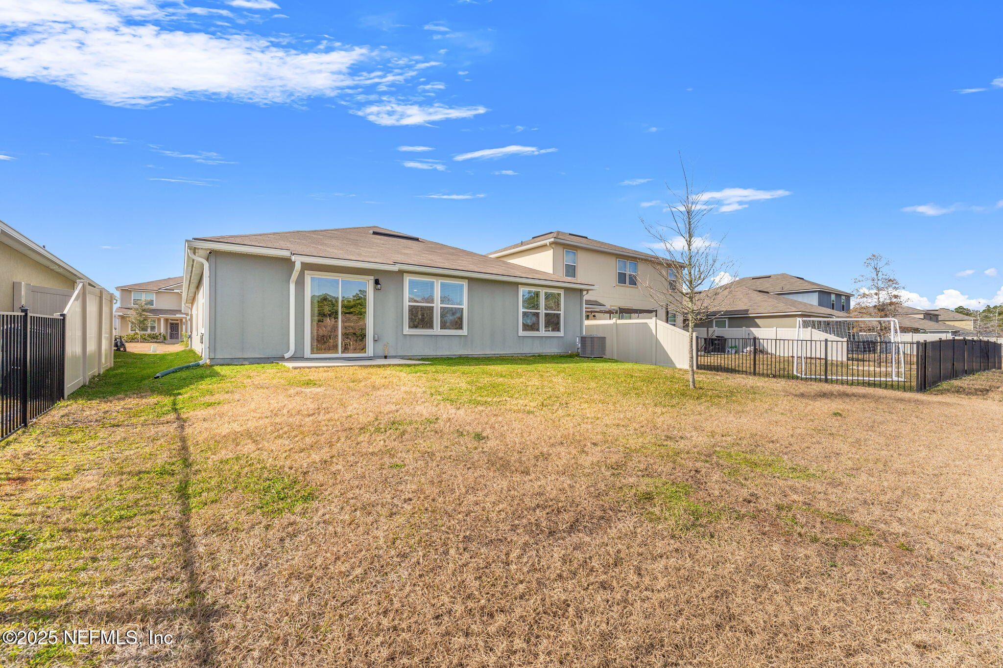 3426 LAWTON Place