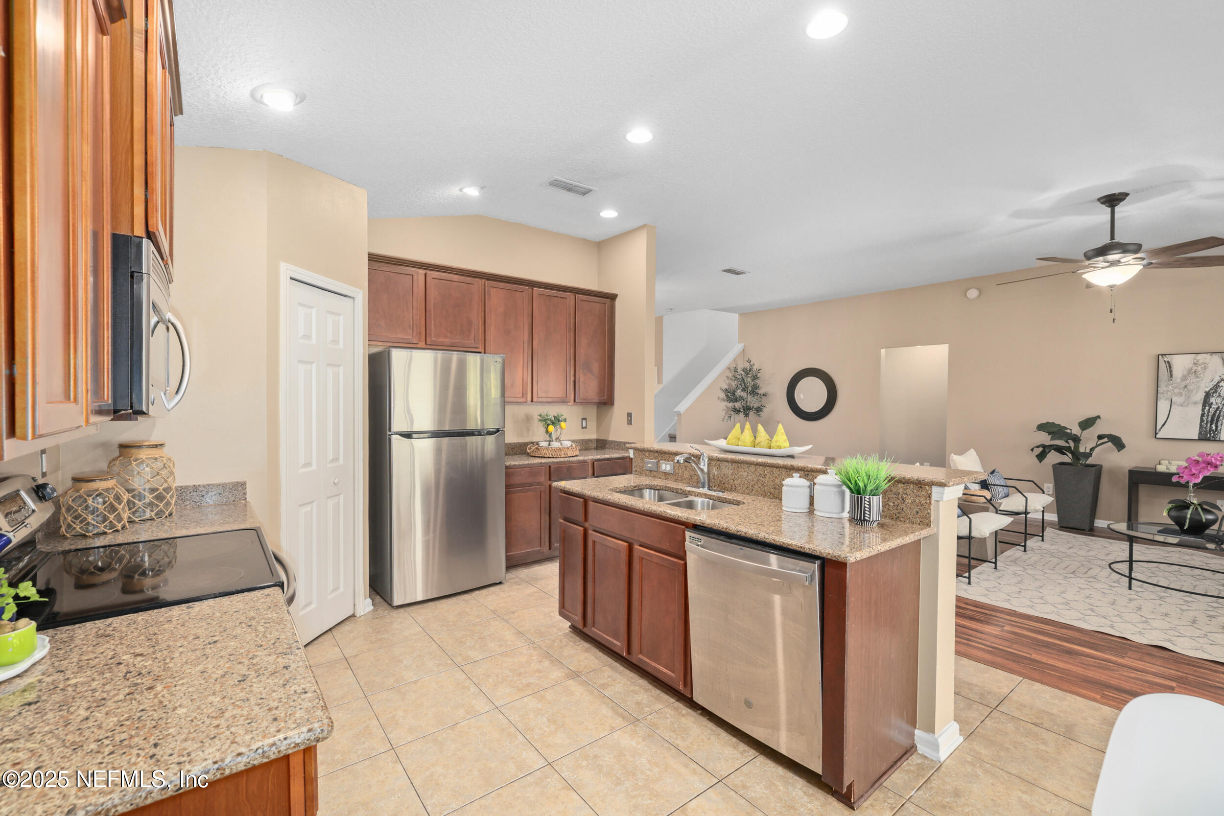 467 S ABERDEENSHIRE Drive, St. Johns