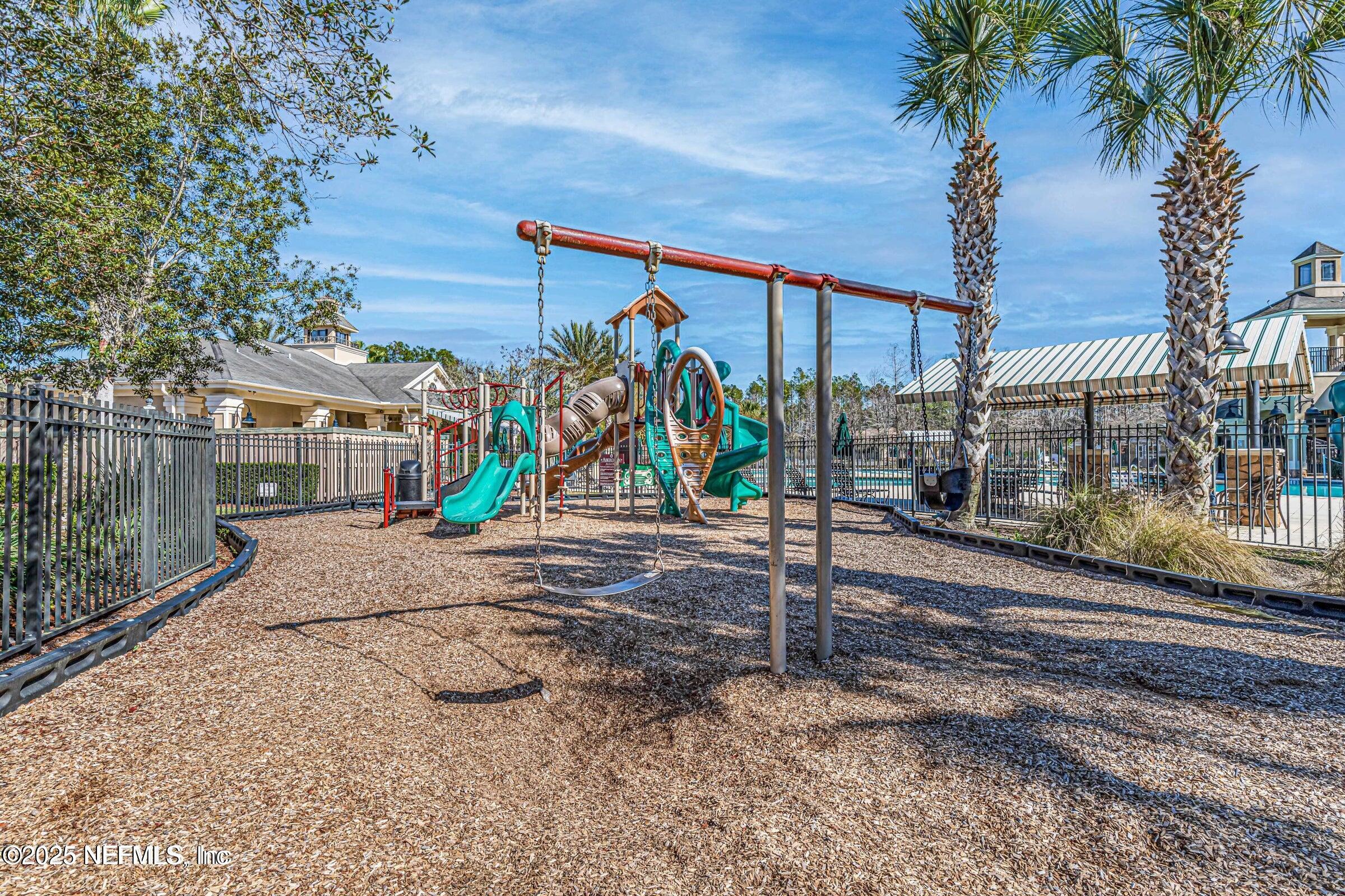 467 S ABERDEENSHIRE Drive, St. Johns