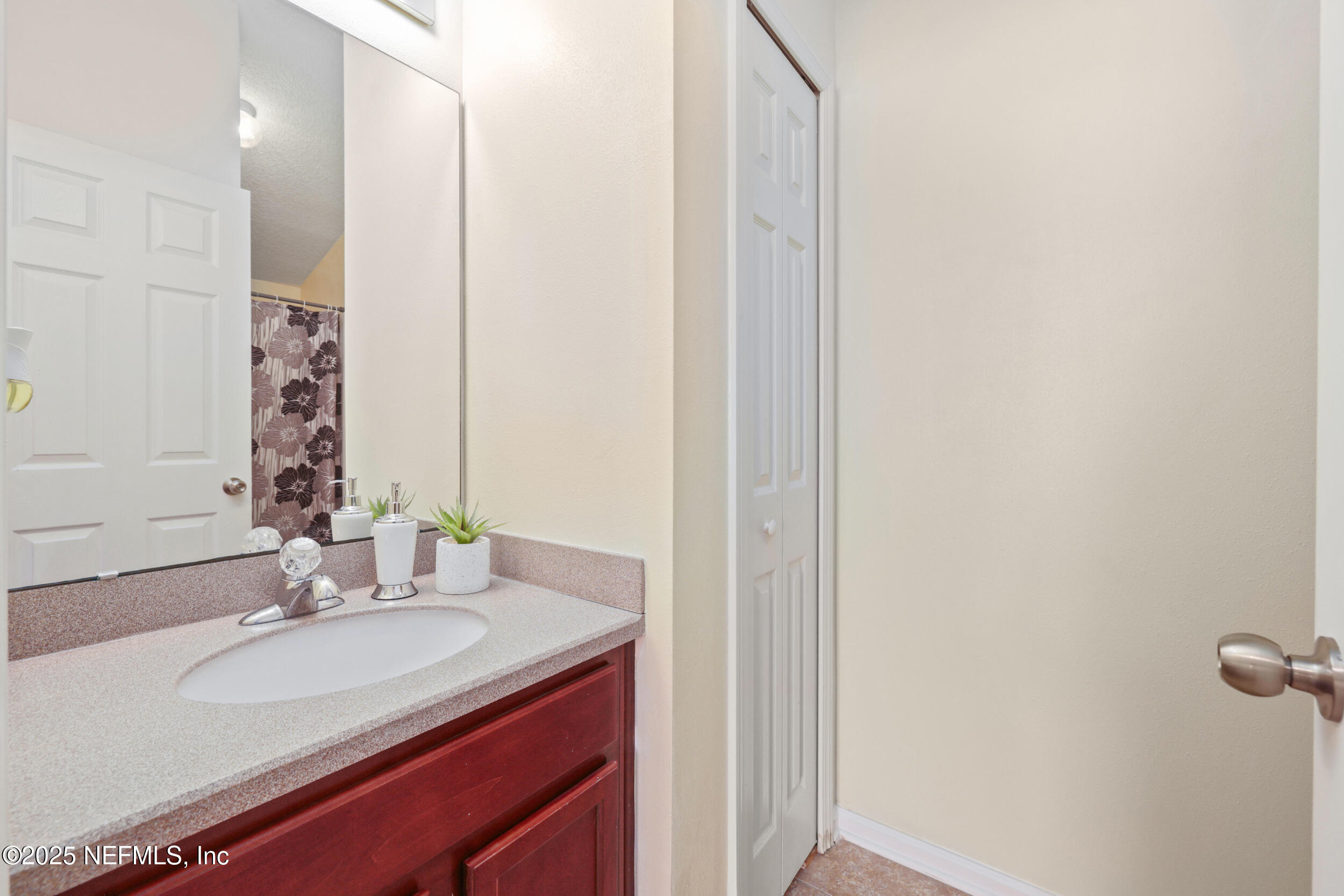 467 S ABERDEENSHIRE Drive, St. Johns