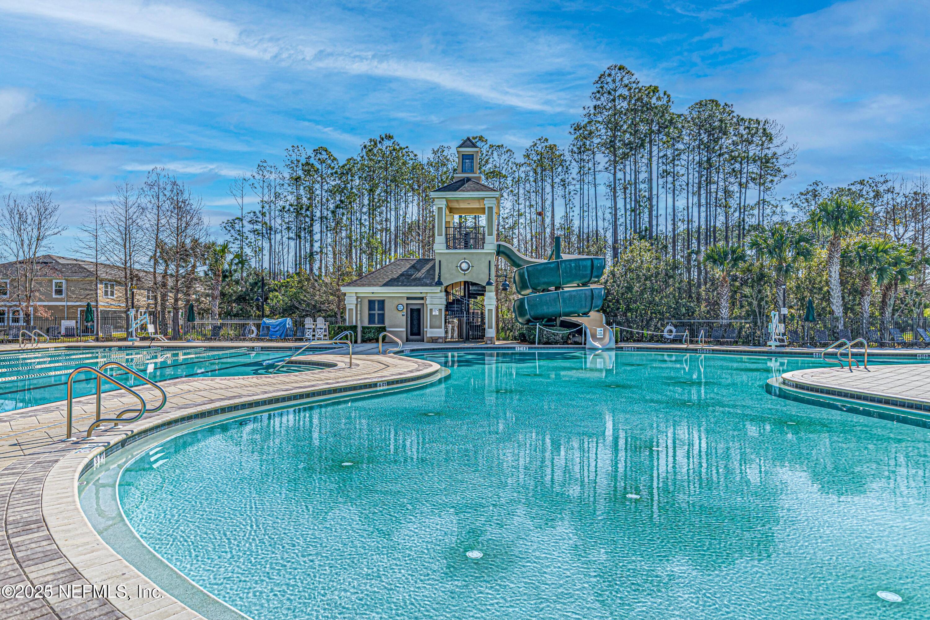 284 QUEEN VICTORIA Avenue, St. Johns