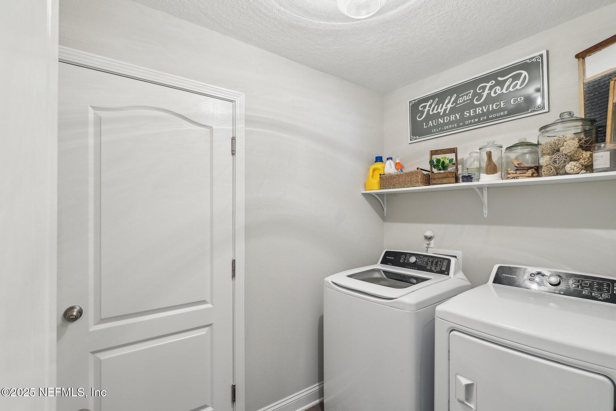 284 QUEEN VICTORIA Avenue, St. Johns