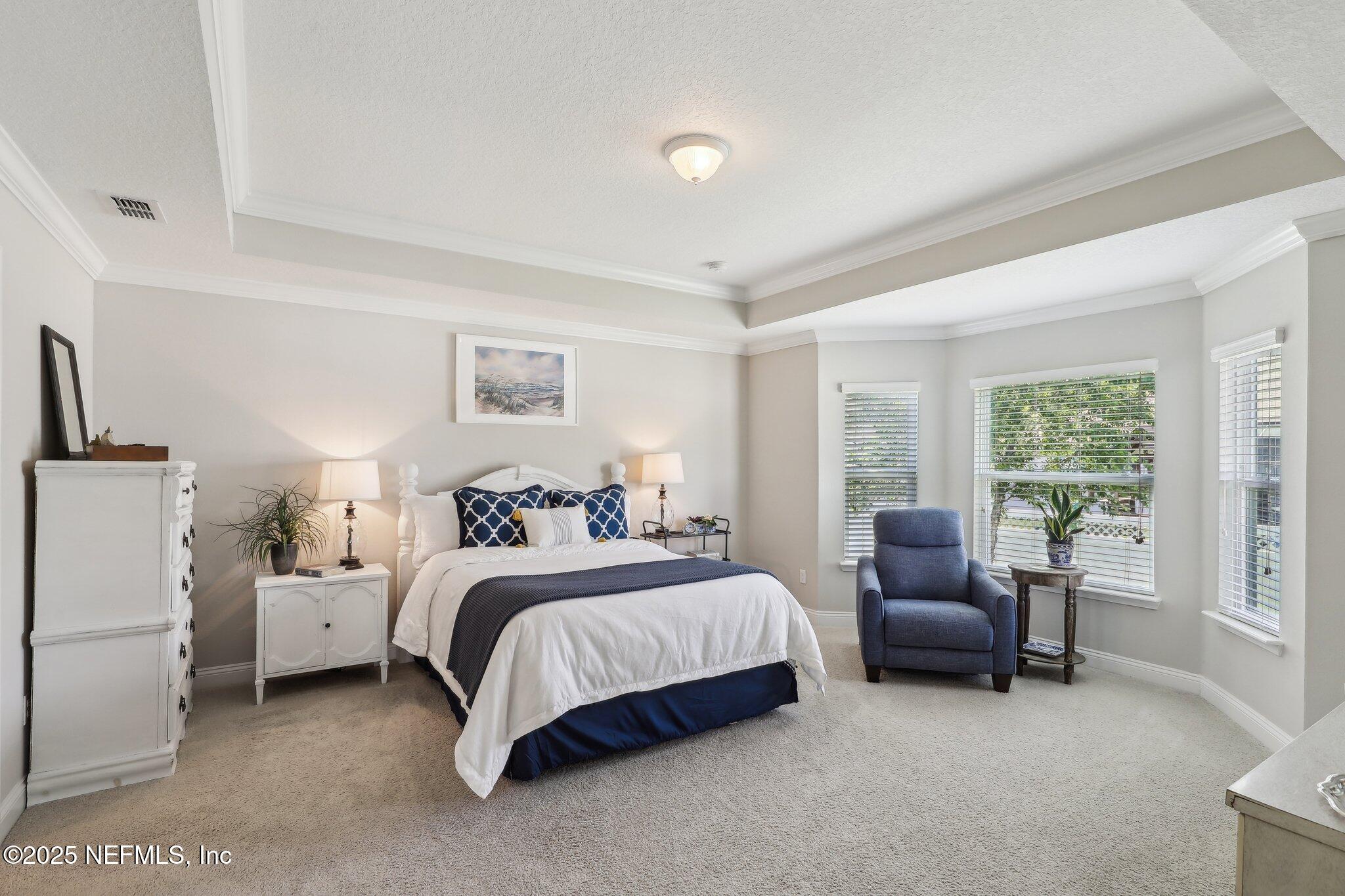 284 QUEEN VICTORIA Avenue, St. Johns