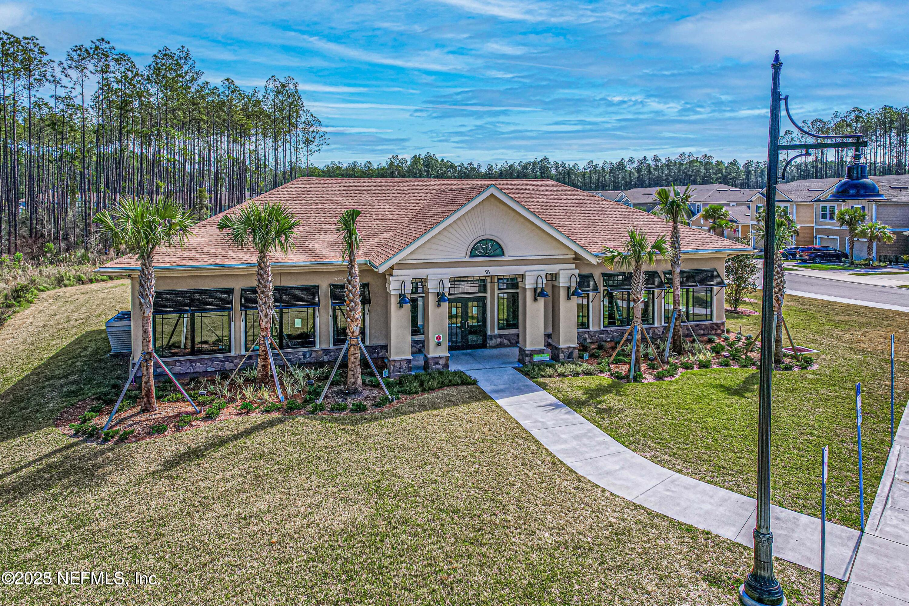 284 QUEEN VICTORIA Avenue, St. Johns