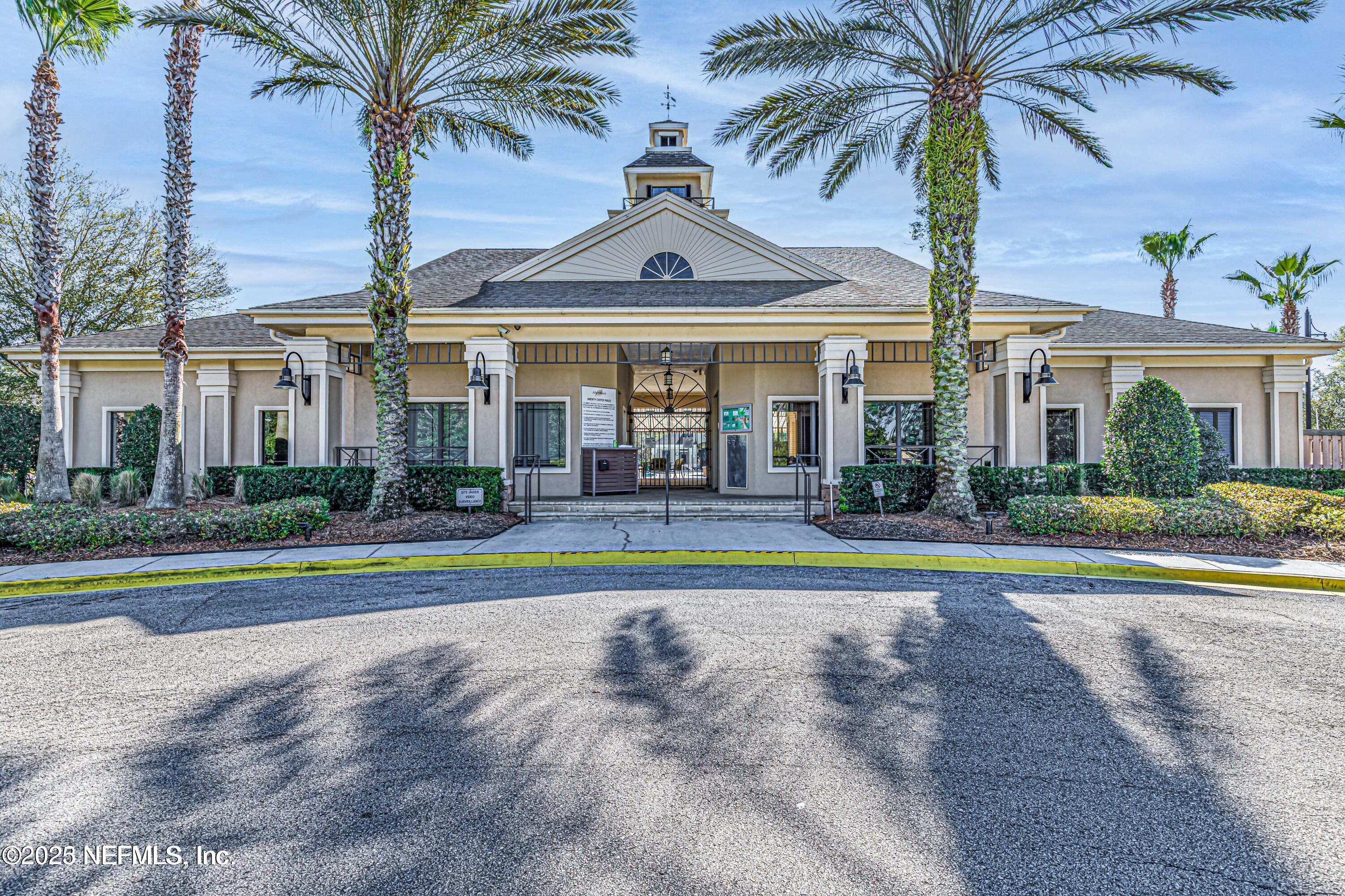 284 QUEEN VICTORIA Avenue, St. Johns