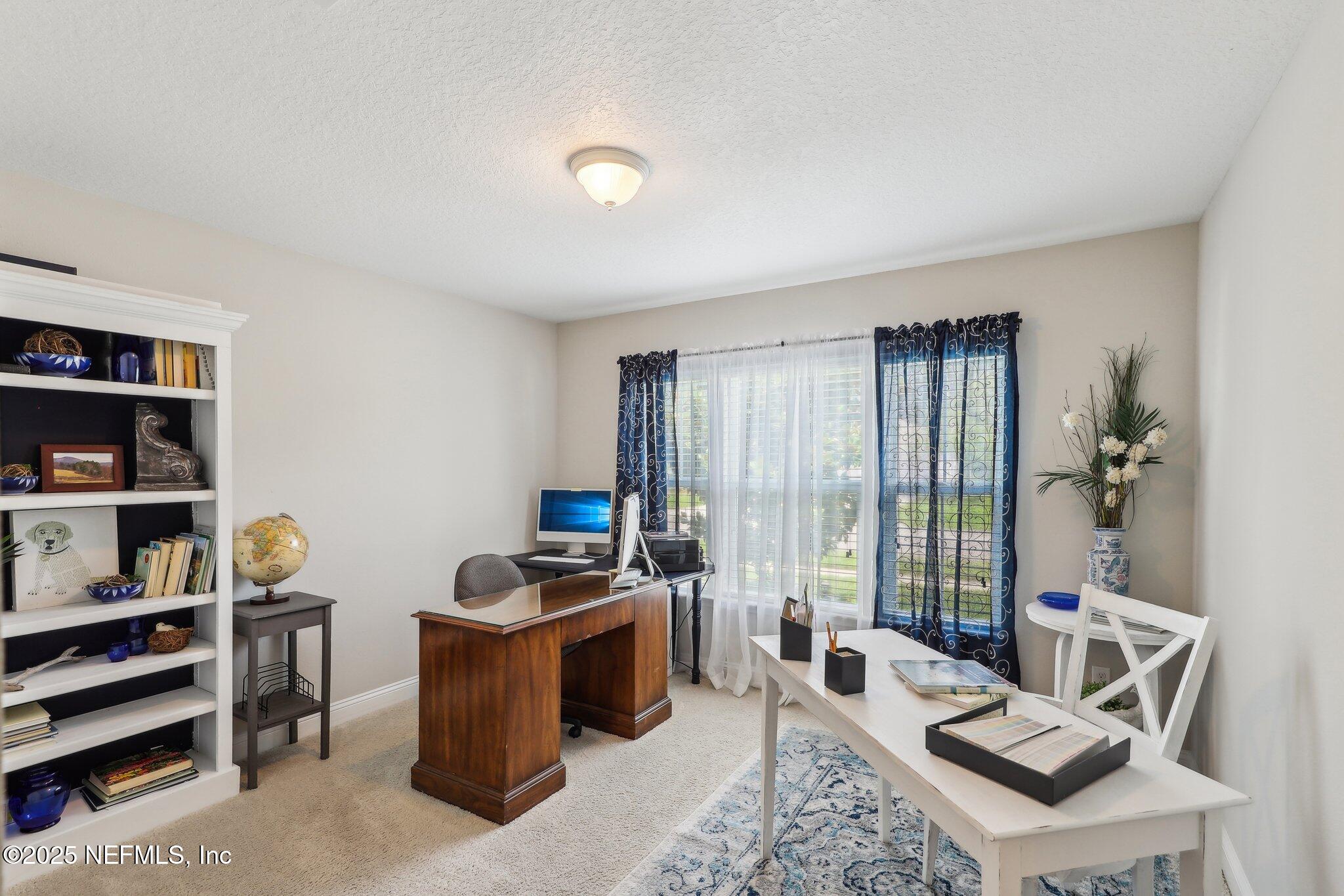 284 QUEEN VICTORIA Avenue, St. Johns