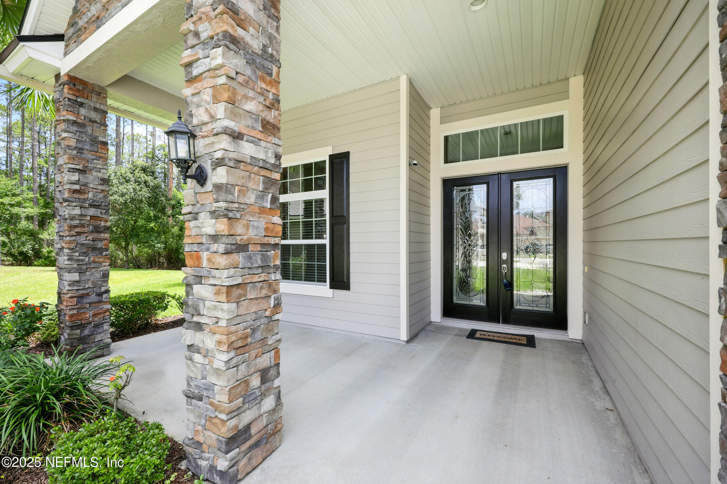 38 KING PALM Court