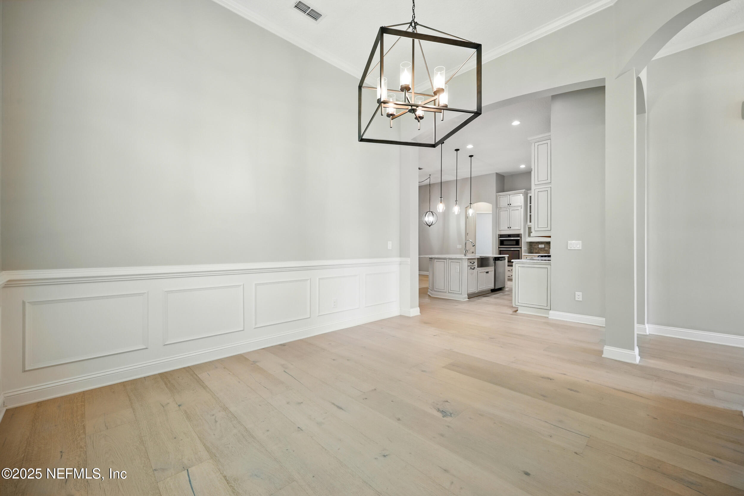 38 KING PALM Court