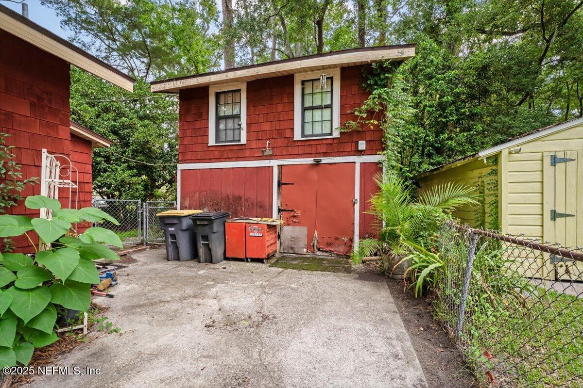 923 MELBA Street