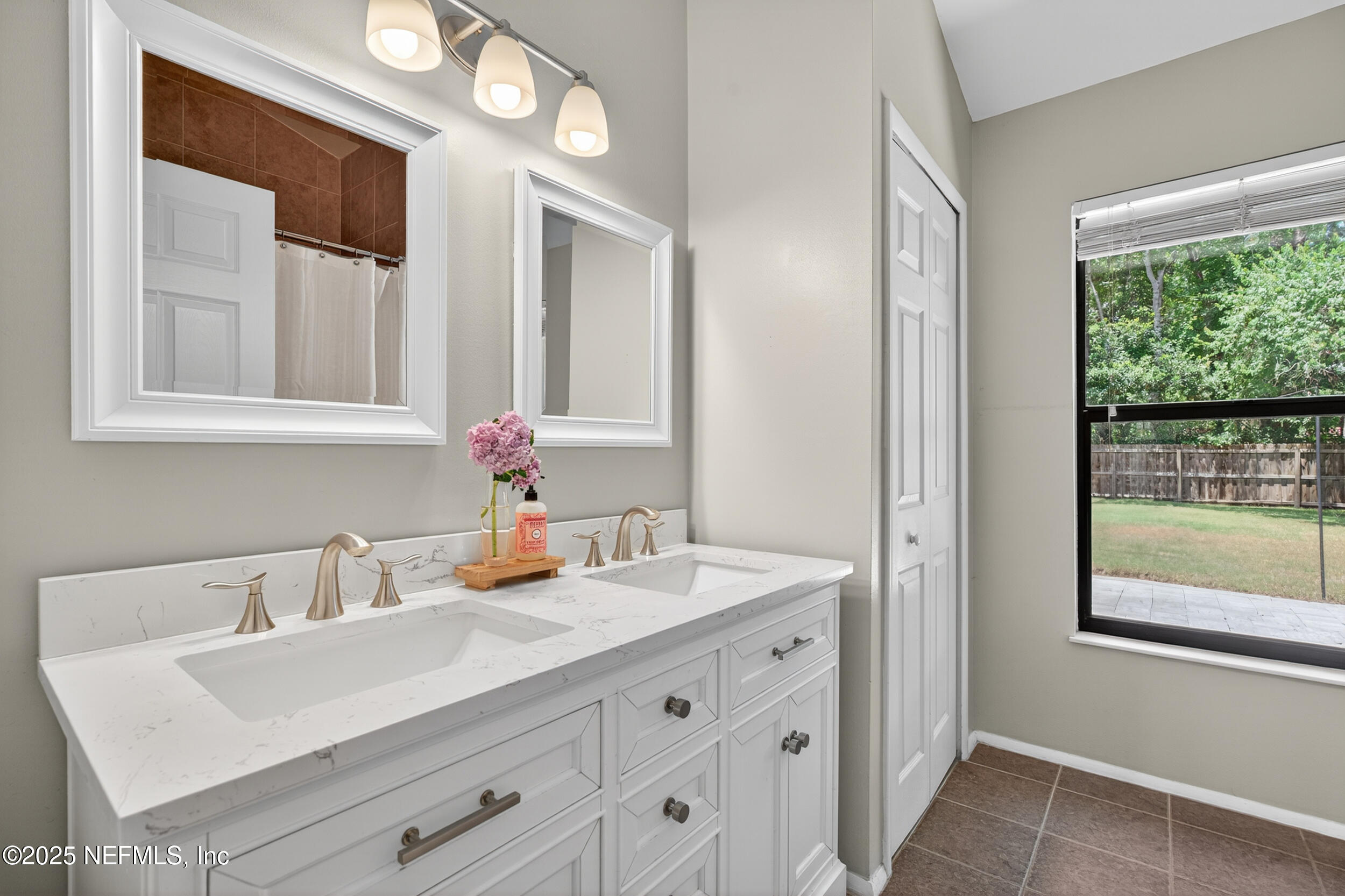 3577 HAMPTON GLEN Place