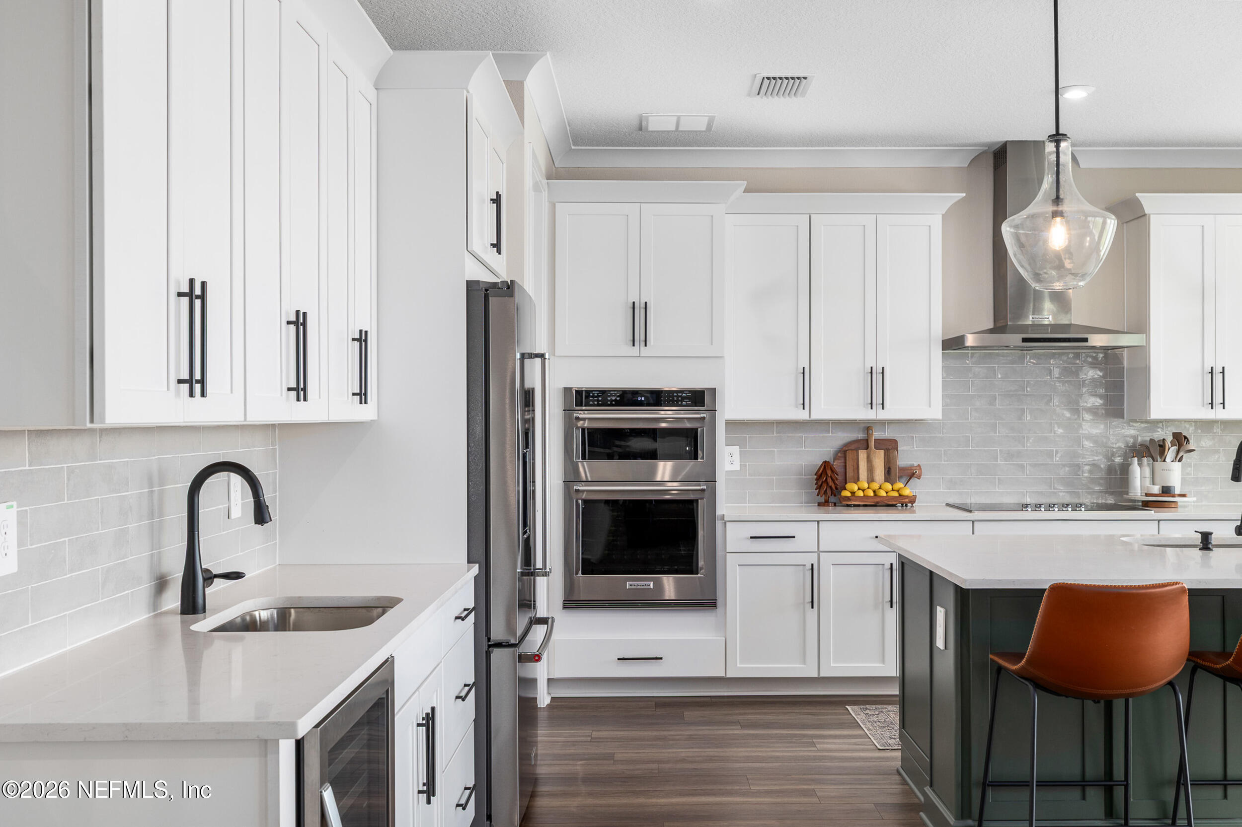 6416 TIMBERDALE Avenue