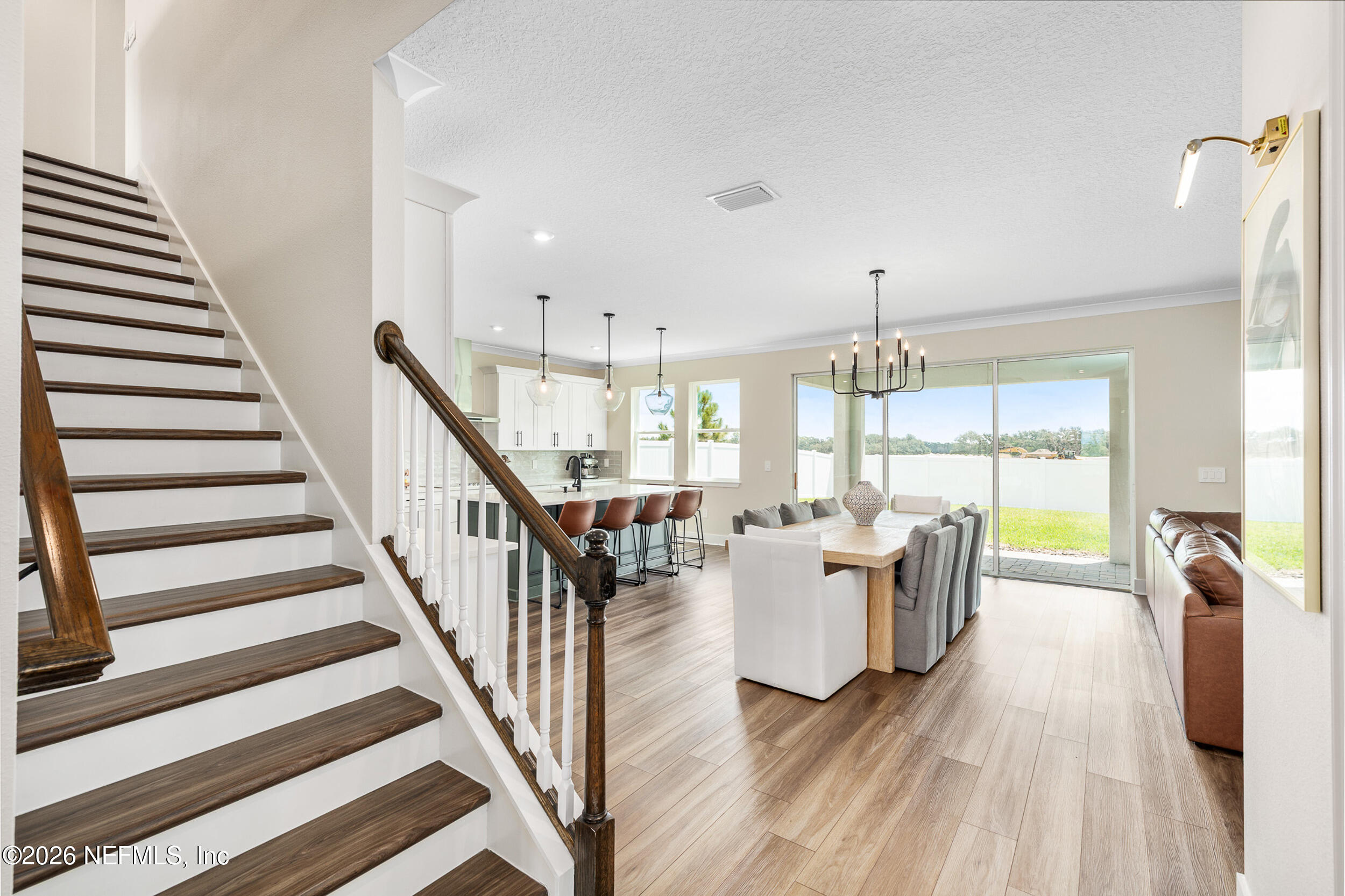 6416 TIMBERDALE Avenue