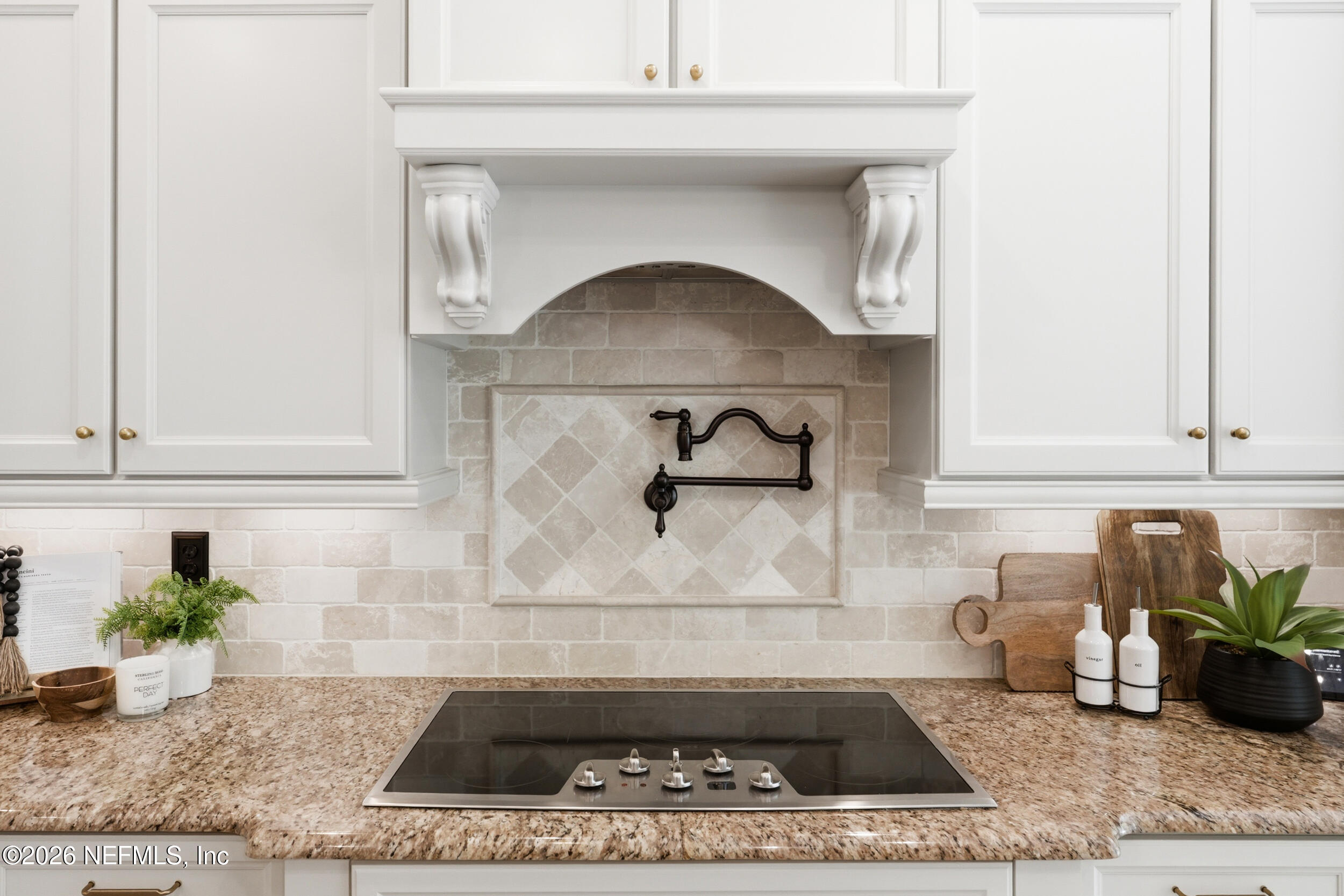 171 WELLWOOD Avenue, St. Johns