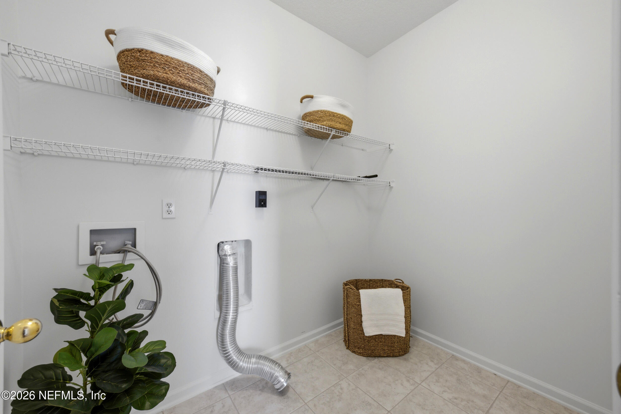 1555 SUMMERDOWN Way, St. Johns