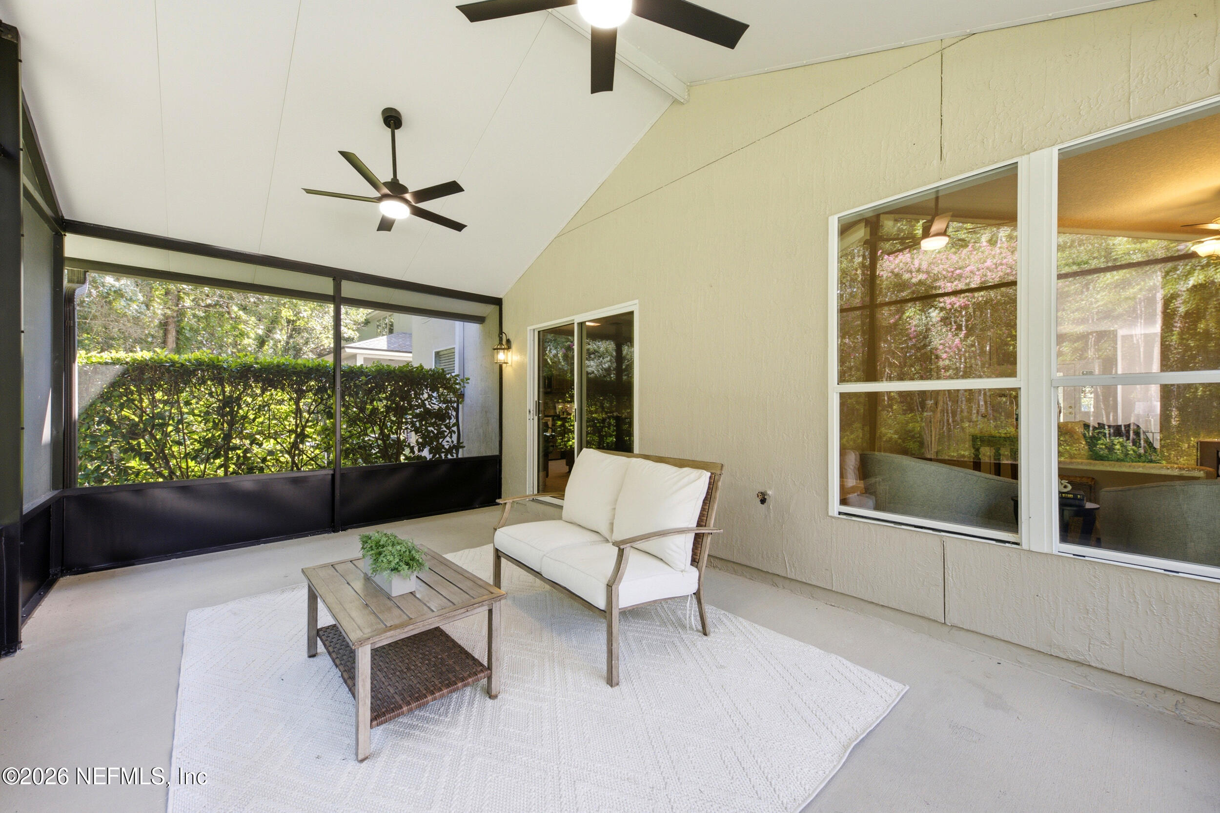 1555 SUMMERDOWN Way, St. Johns