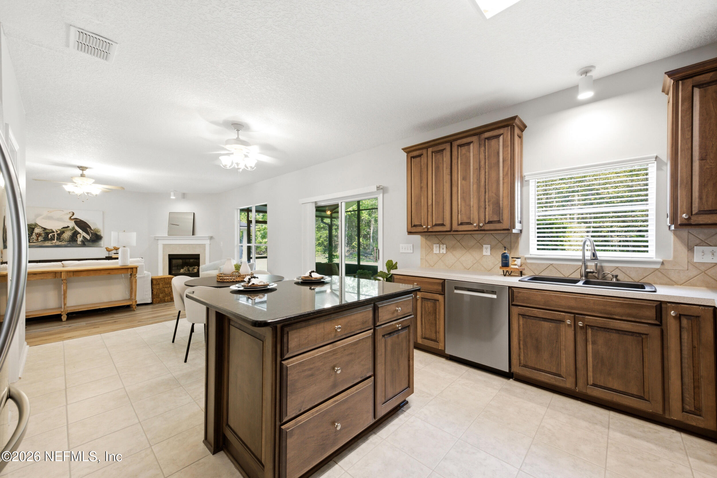 1555 SUMMERDOWN Way, St. Johns