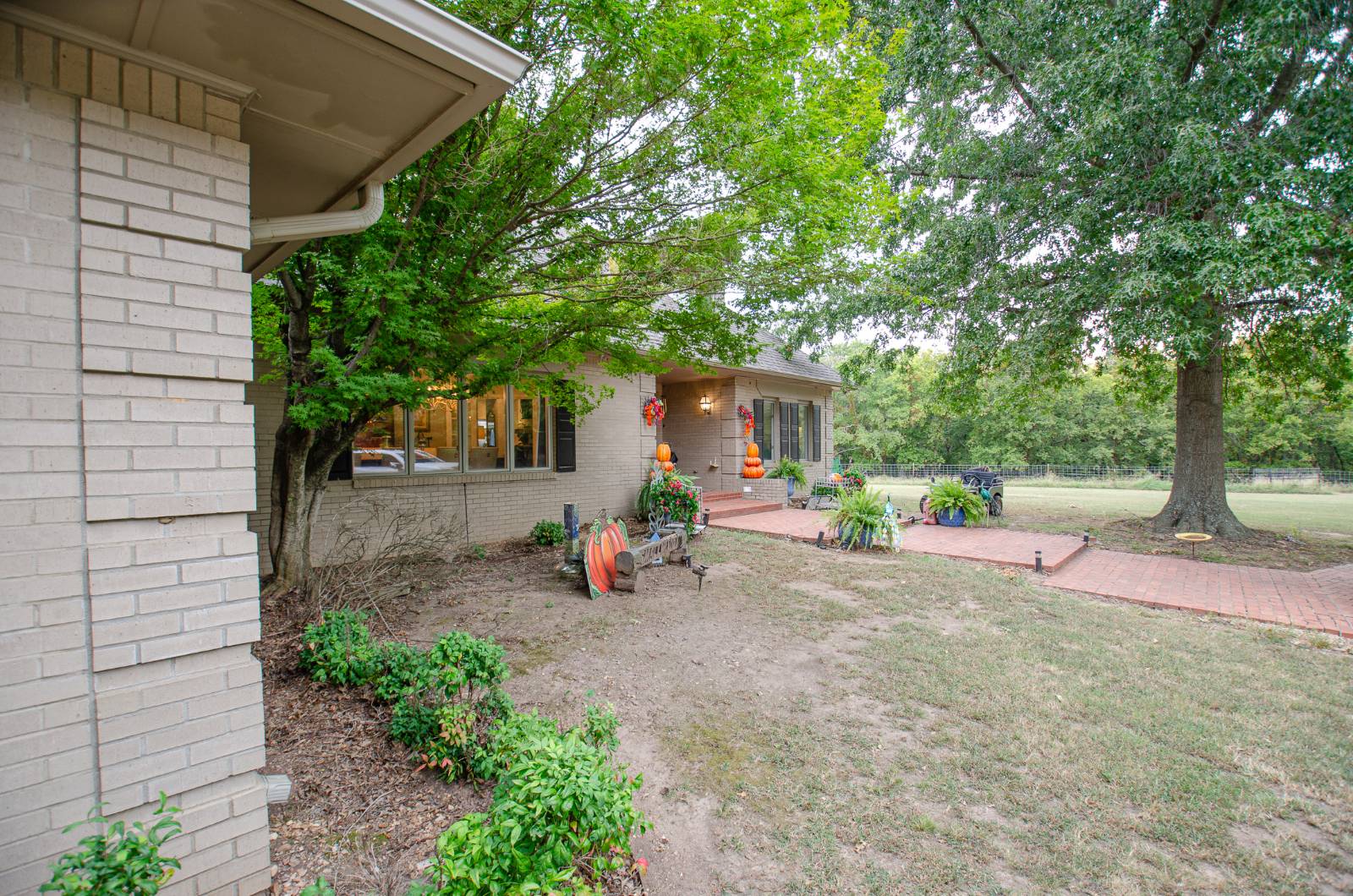 443051 E 386 Rd