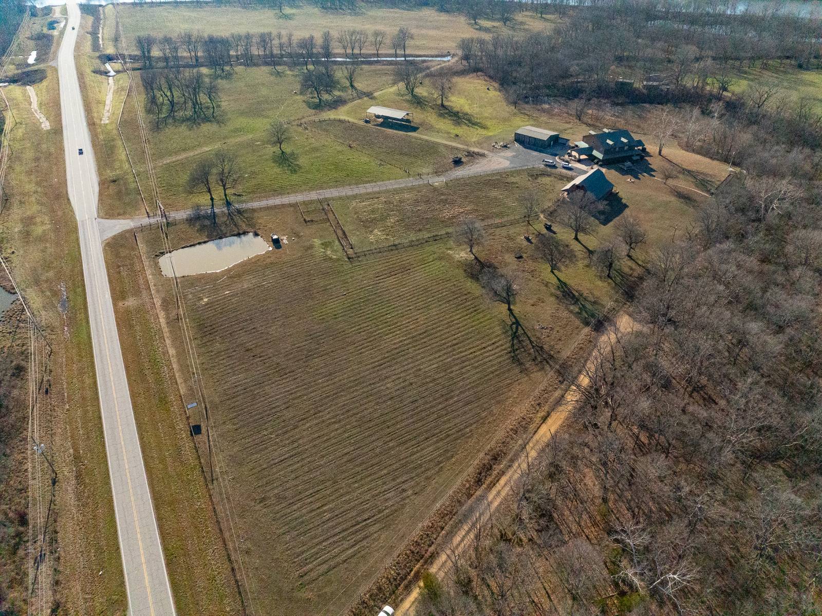 39111 S Highway 82