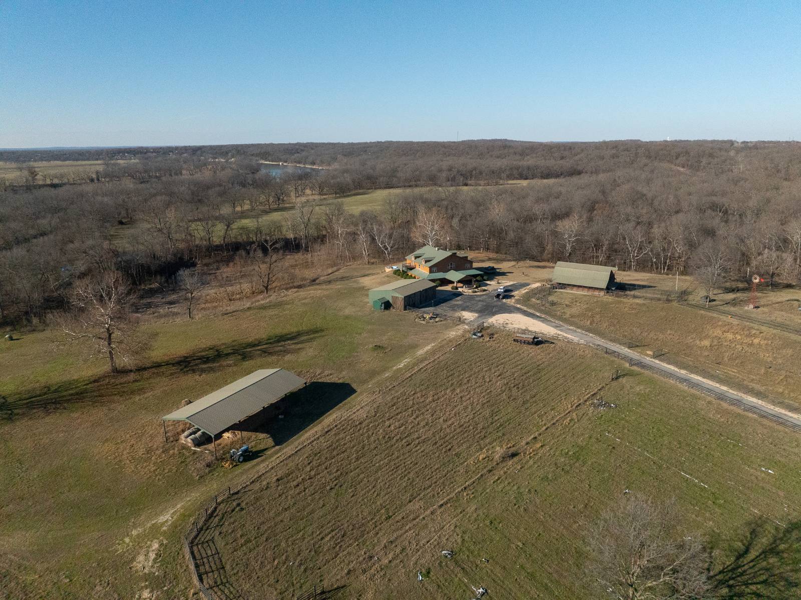 39111 S Highway 82