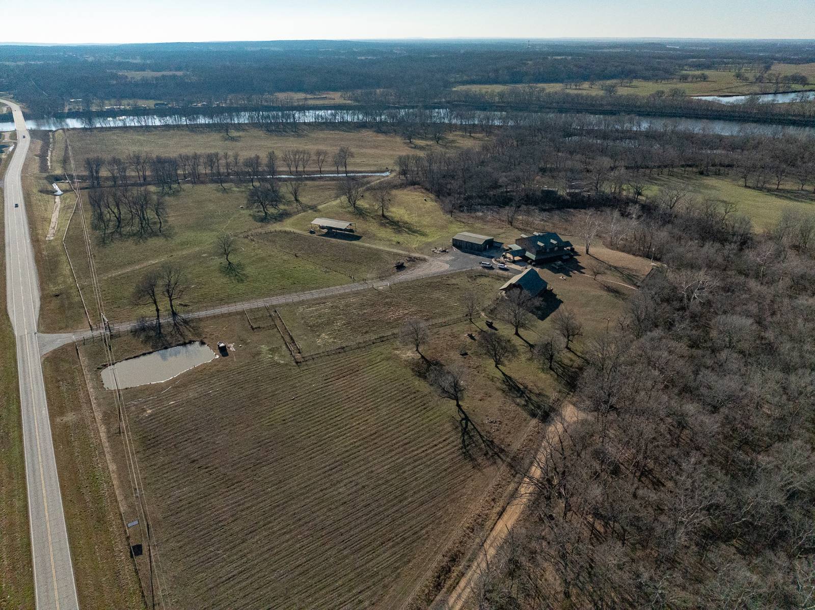 39111 S Highway 82