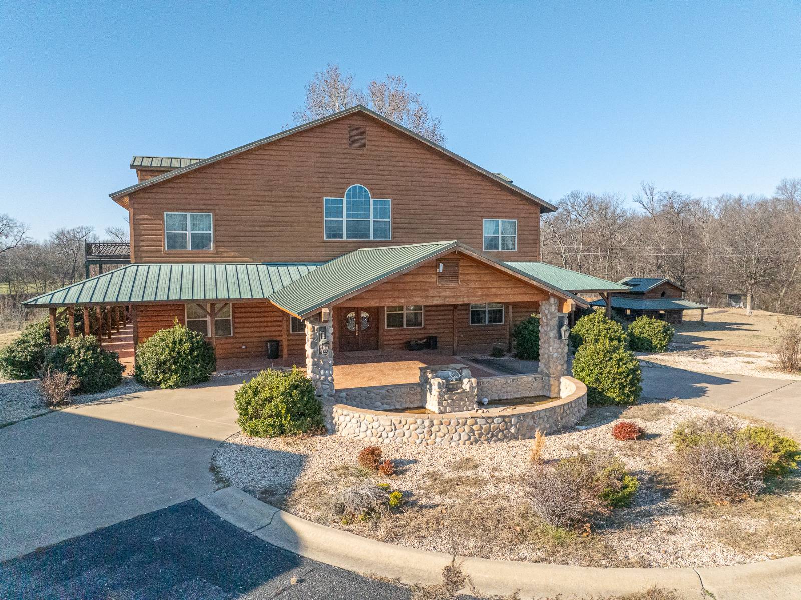 39111 S Highway 82