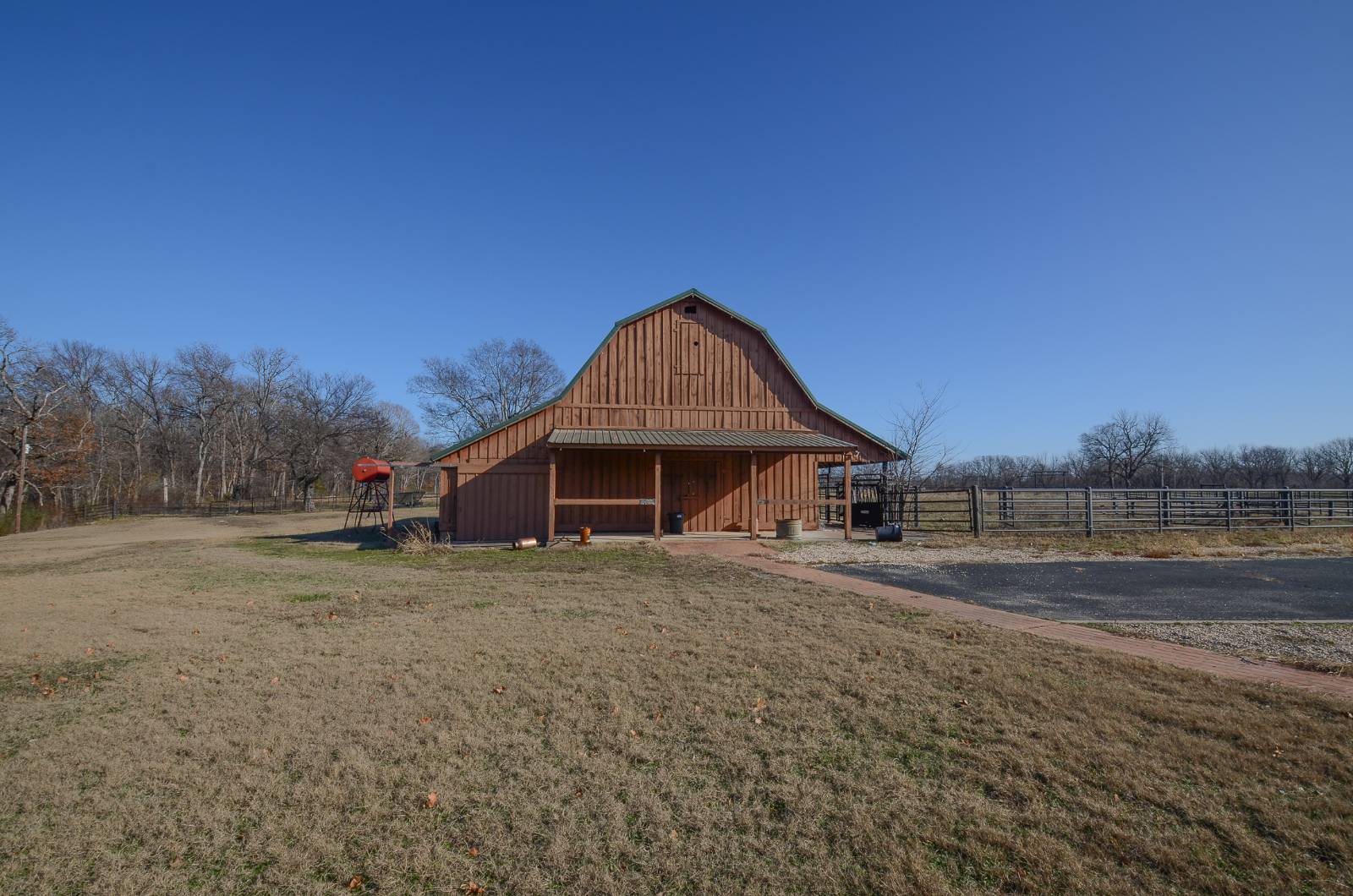 39111 S Highway 82