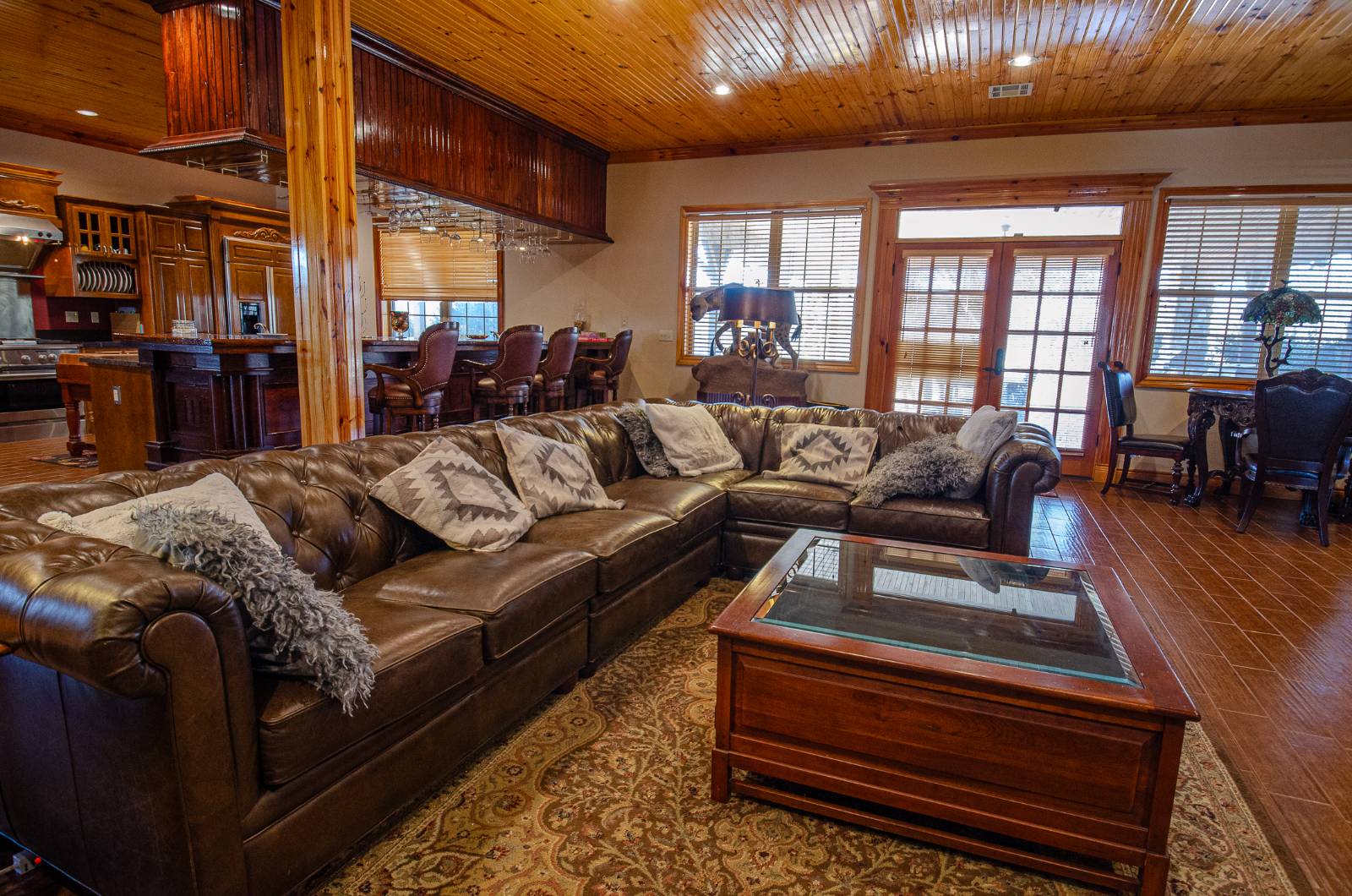 39111 S Highway 82