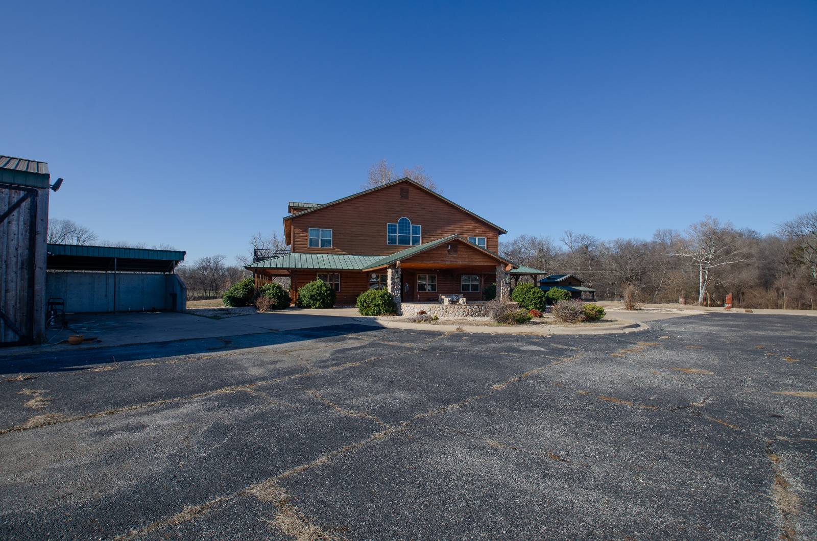 39111 S Highway 82