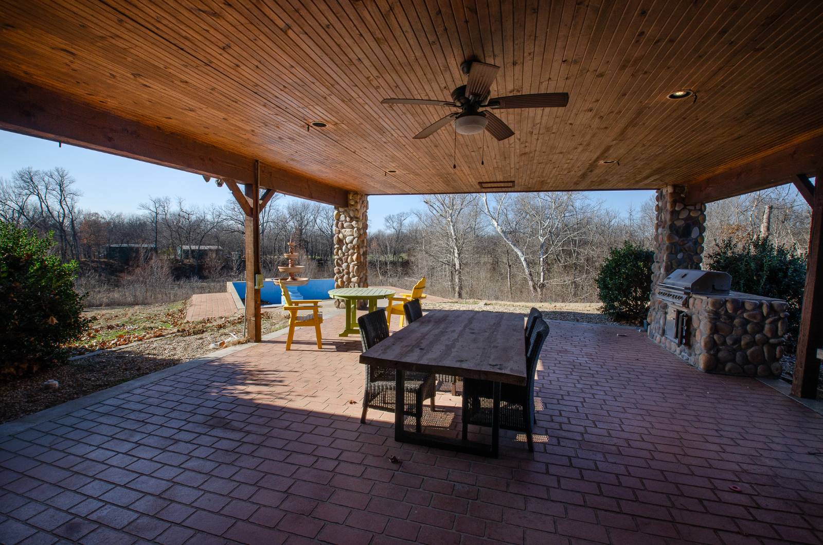 39111 S Highway 82