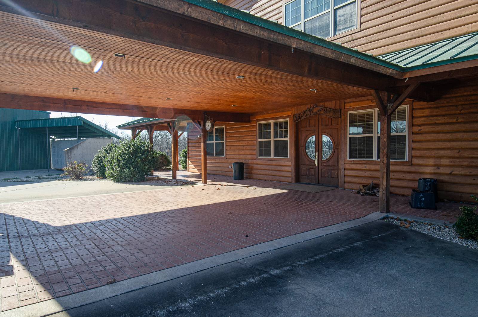 39111 S Highway 82