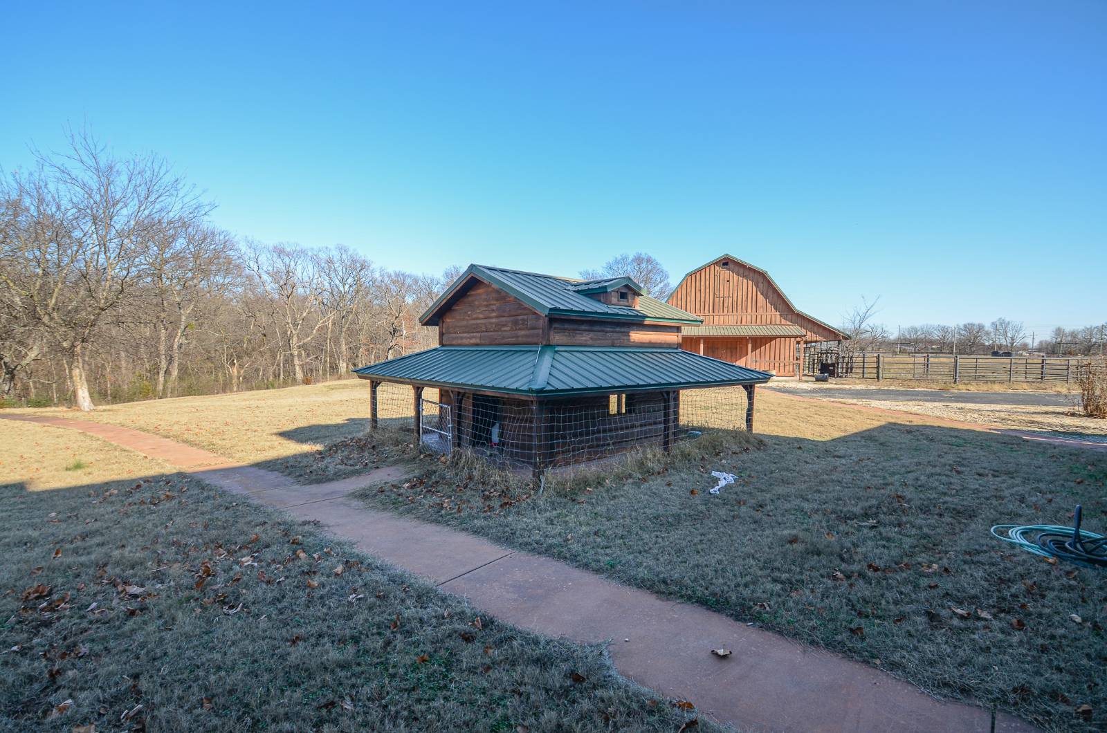 39111 S Highway 82