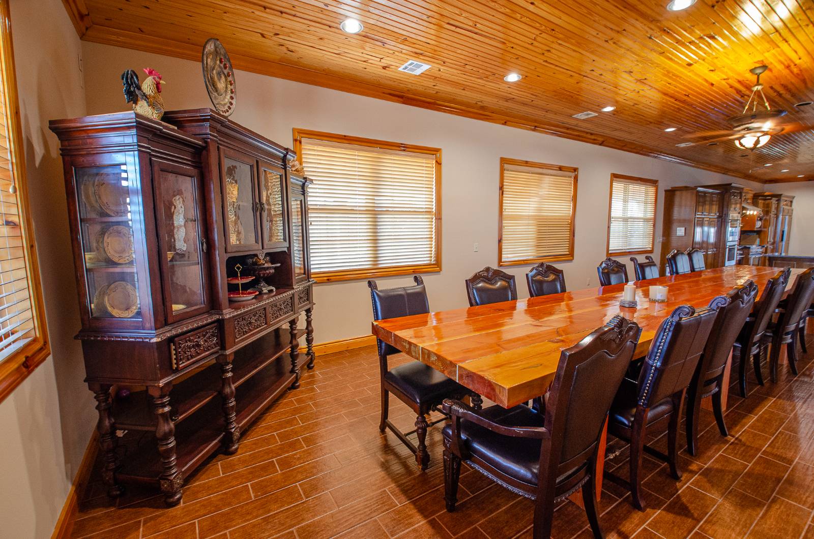 39111 S Highway 82