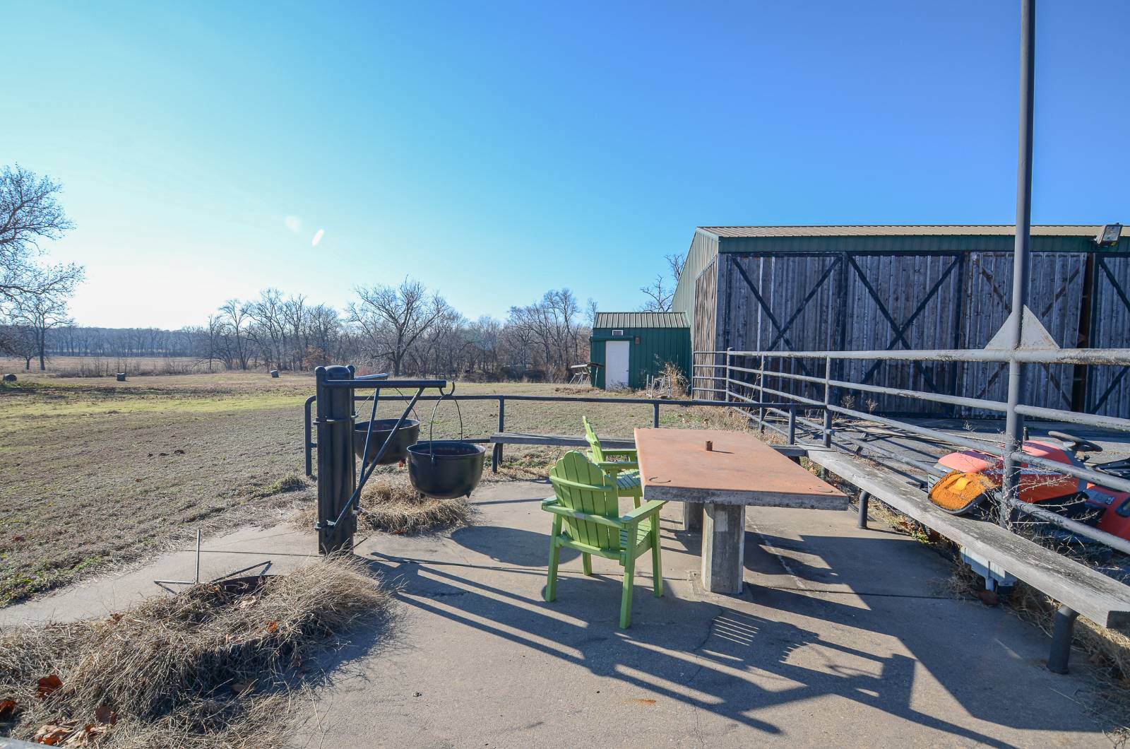 39111 S Highway 82
