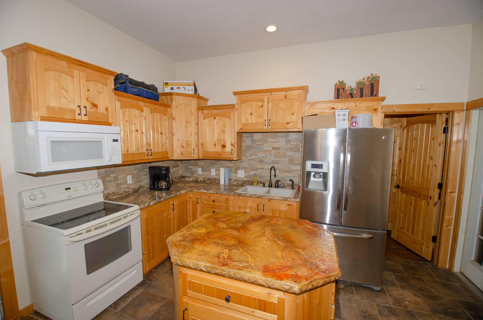 8969 N 430 Rd