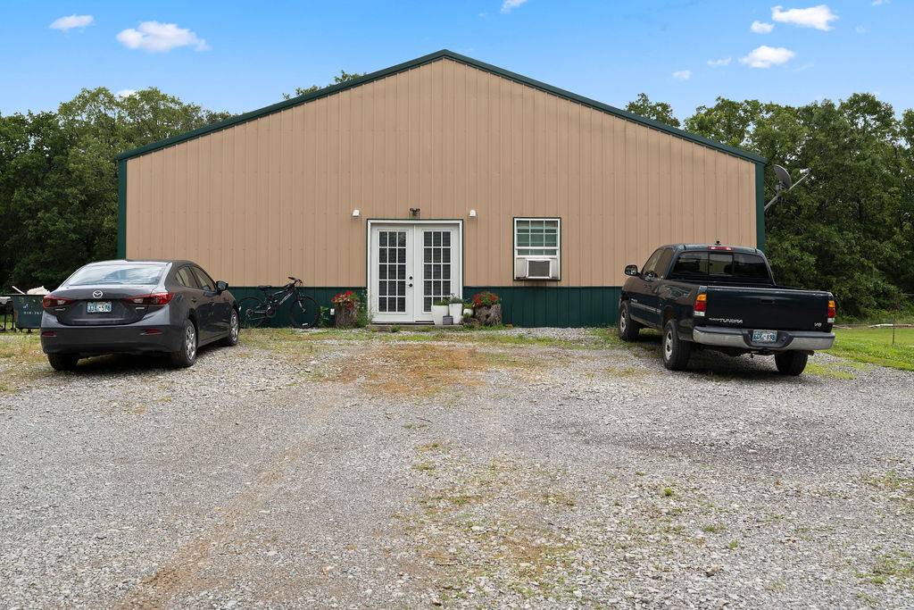 8969 N 430 Rd