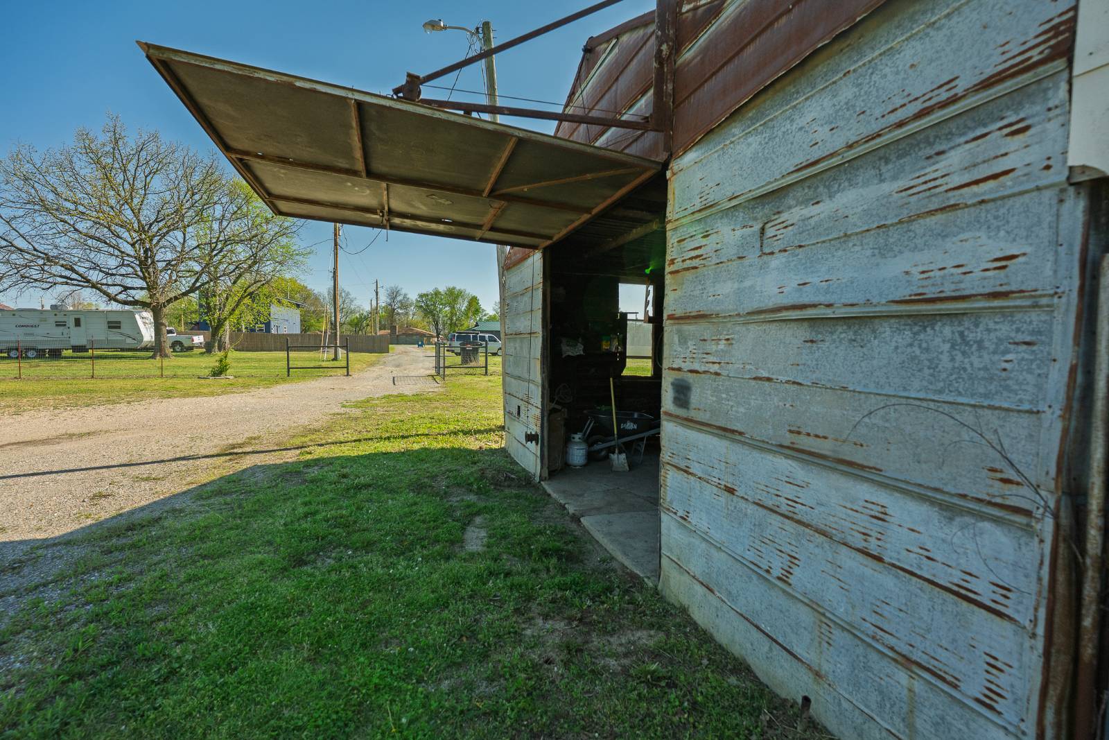 206 Lee Ave