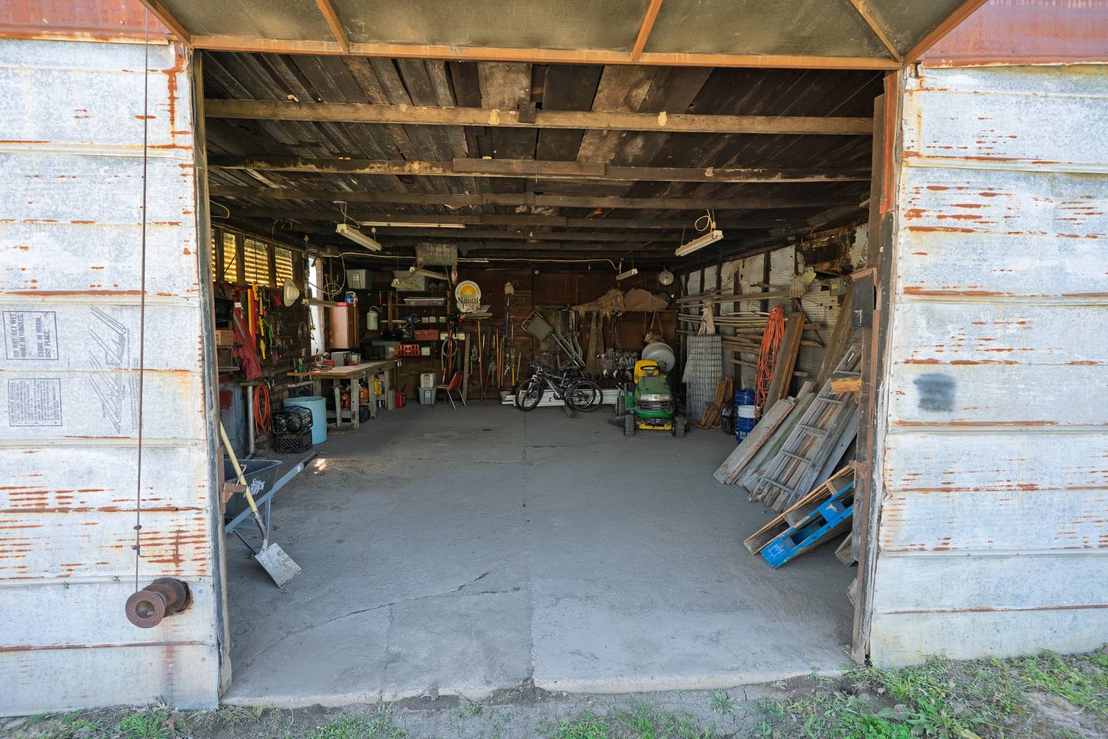 206 Lee Ave