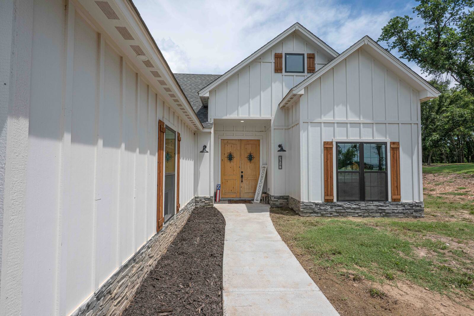 3817 E 482 Lane