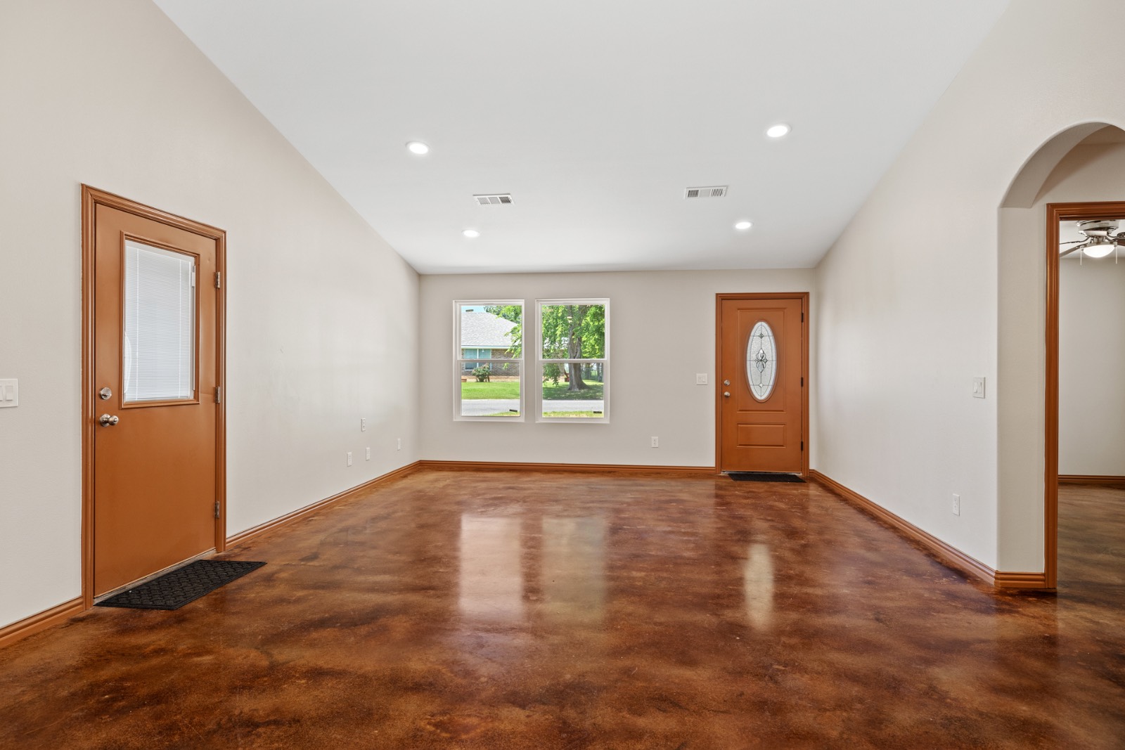 1415 W Mulberry St.