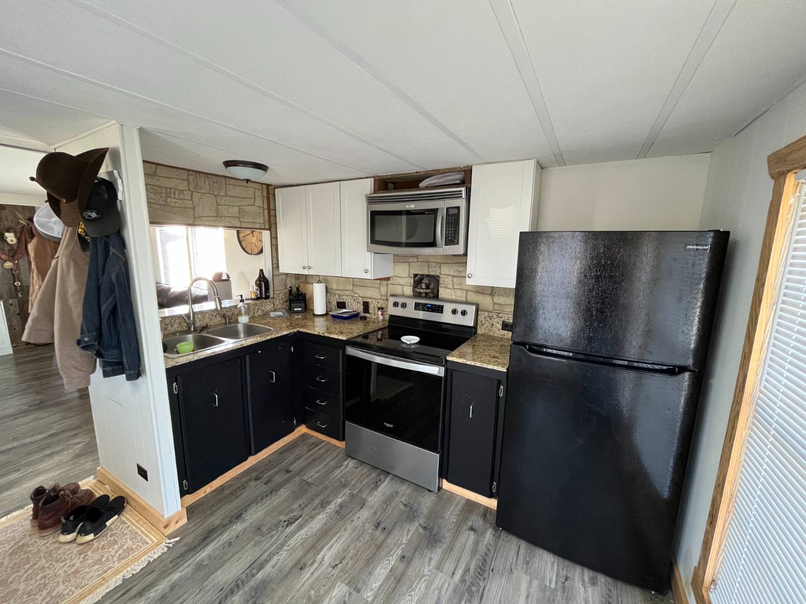 3080 N 438 rd