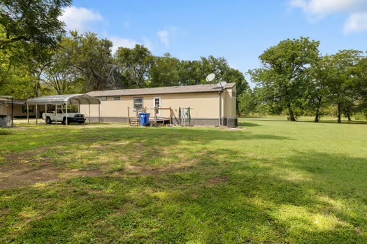 1489 Forest Ln