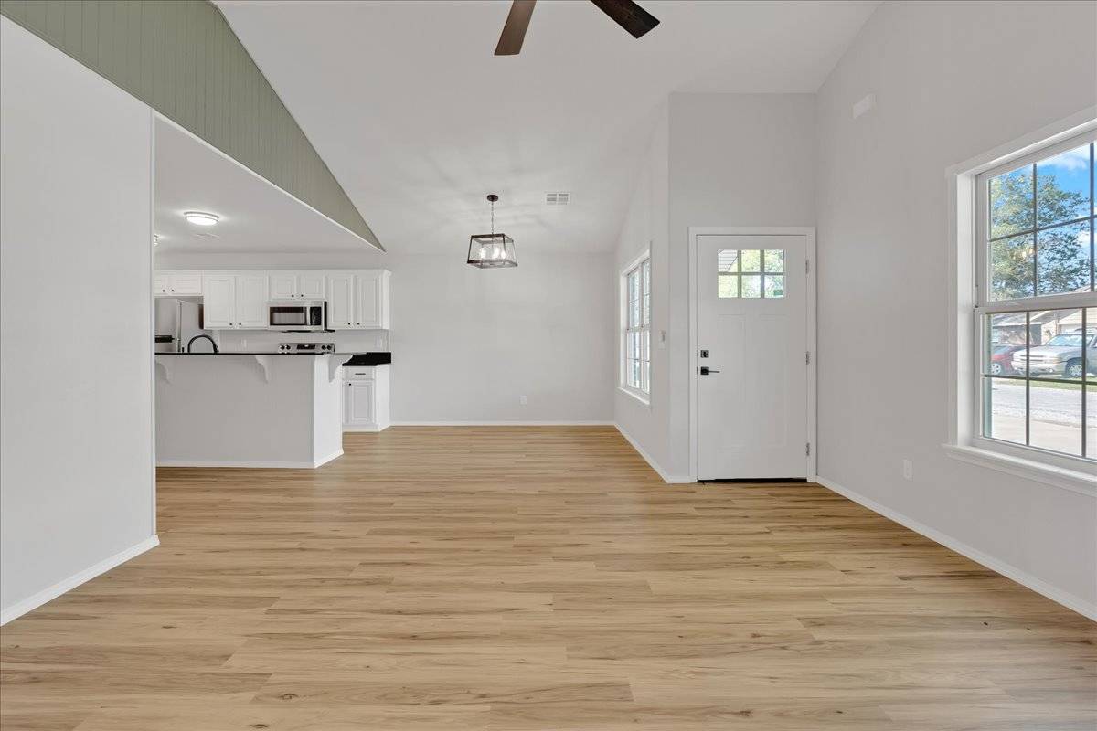 107 Elmwood Ave