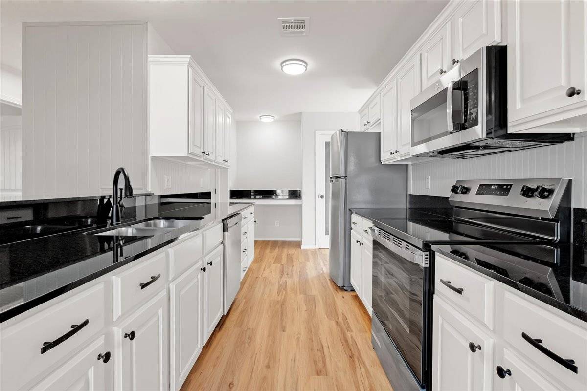 107 Elmwood Ave
