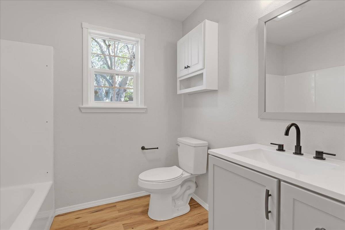 107 Elmwood Ave