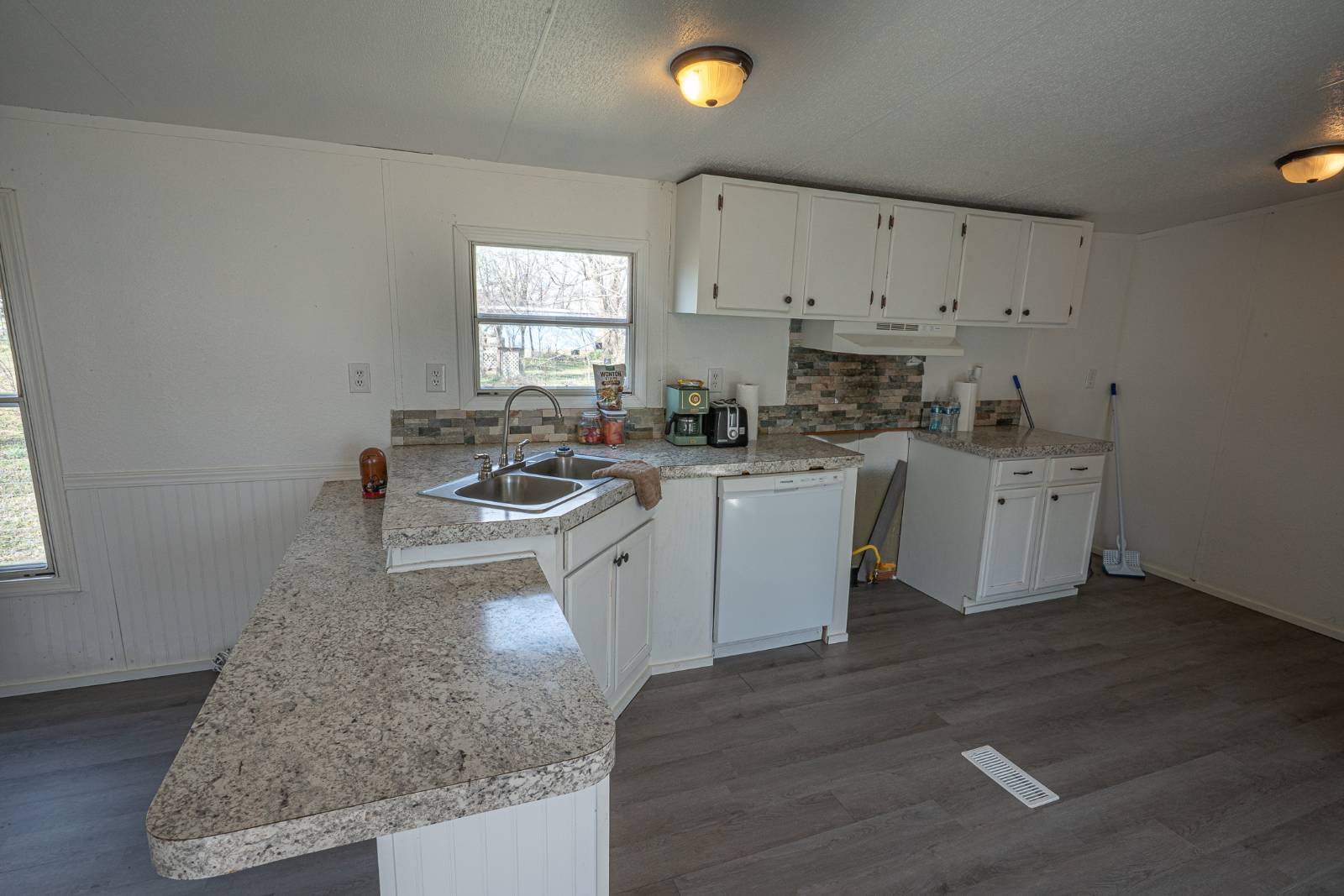 9170 N 439 Rd