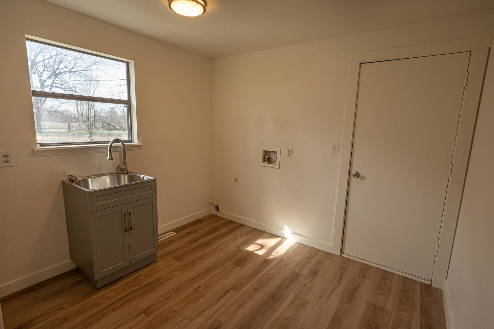 9170 N 439 Rd