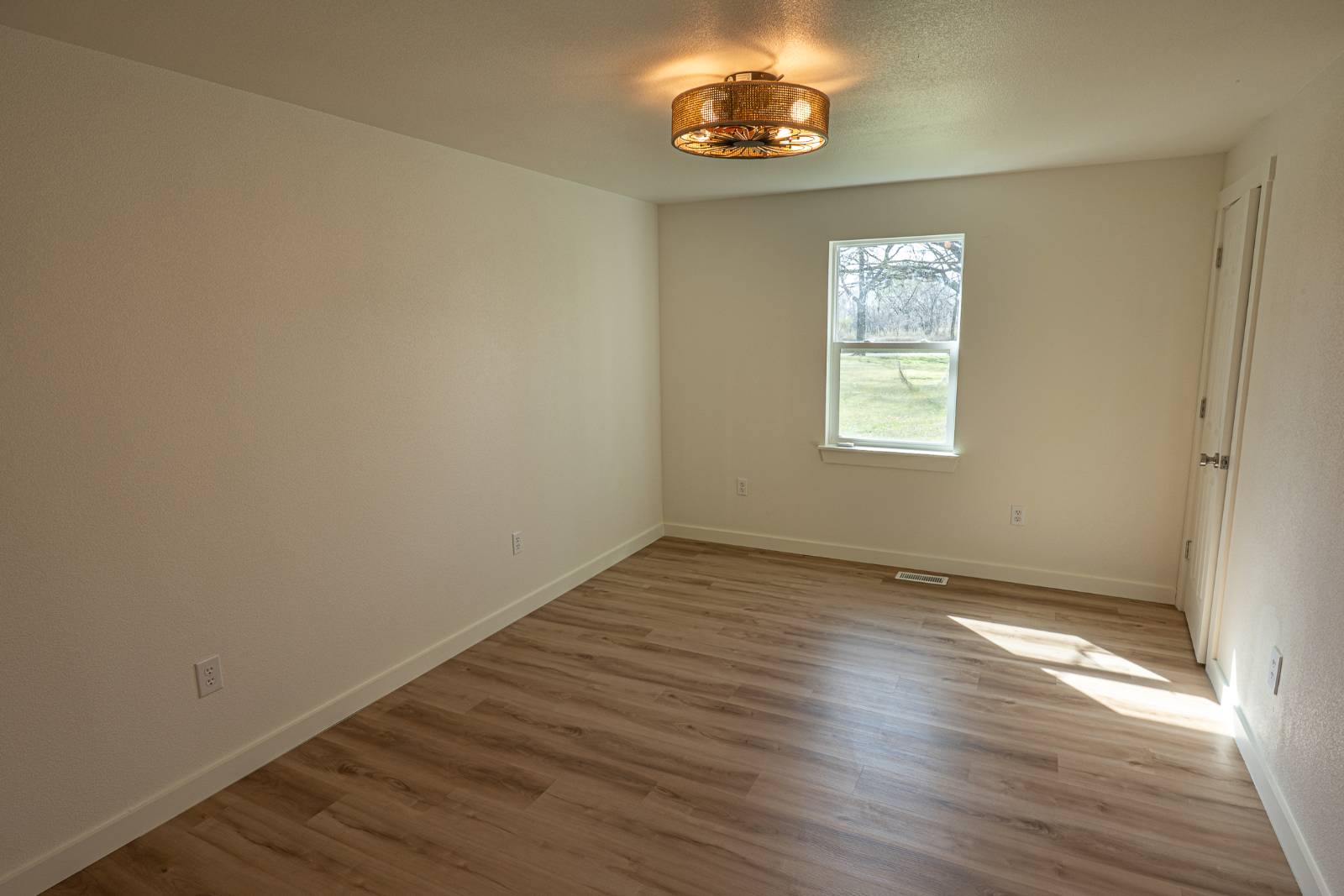 9170 N 439 Rd
